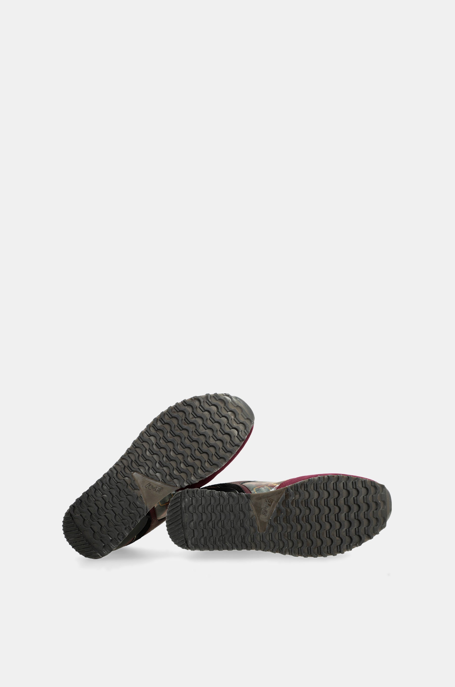 Printed burgundy platform sneakers