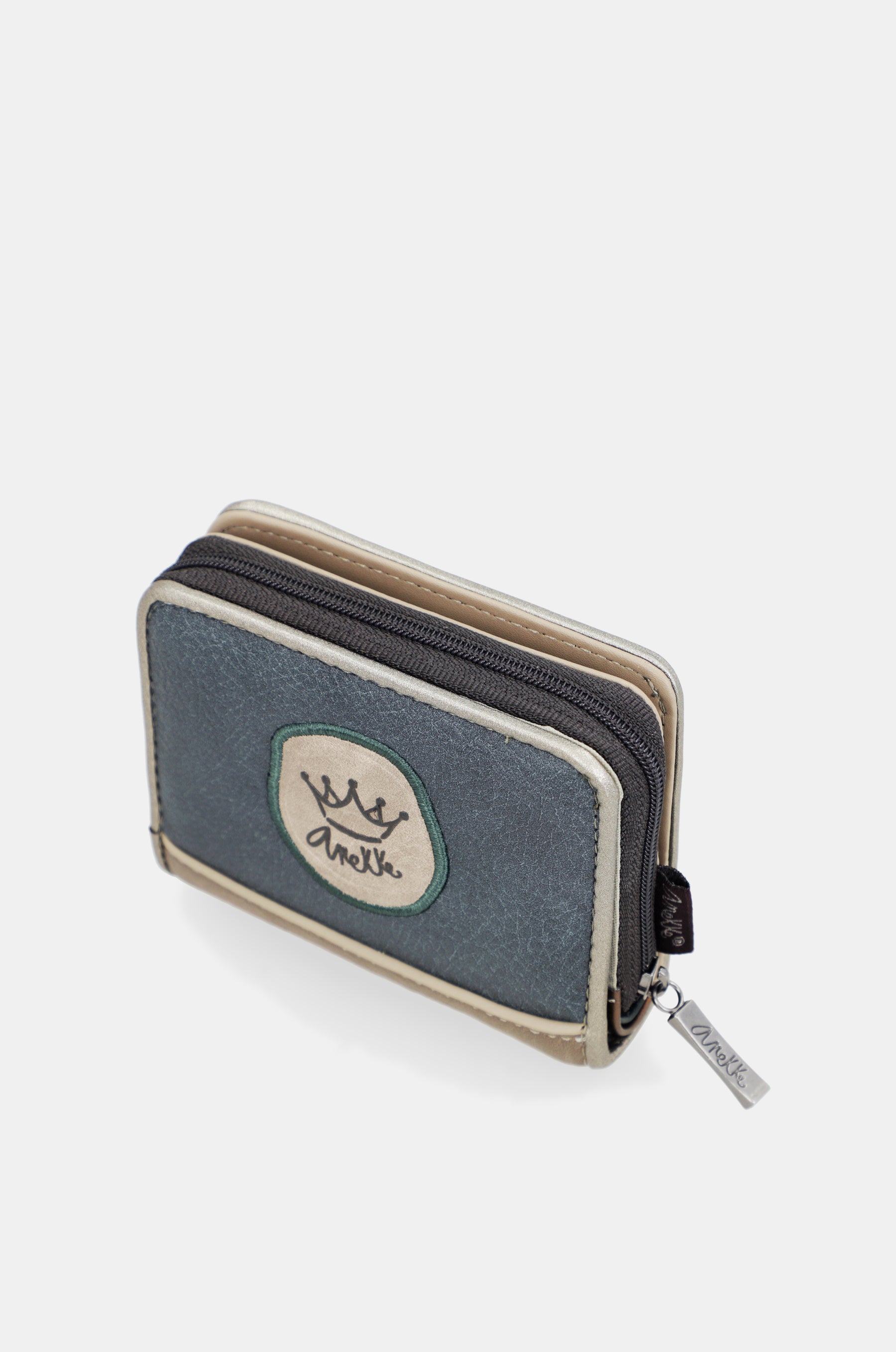 Real small RFID wallet