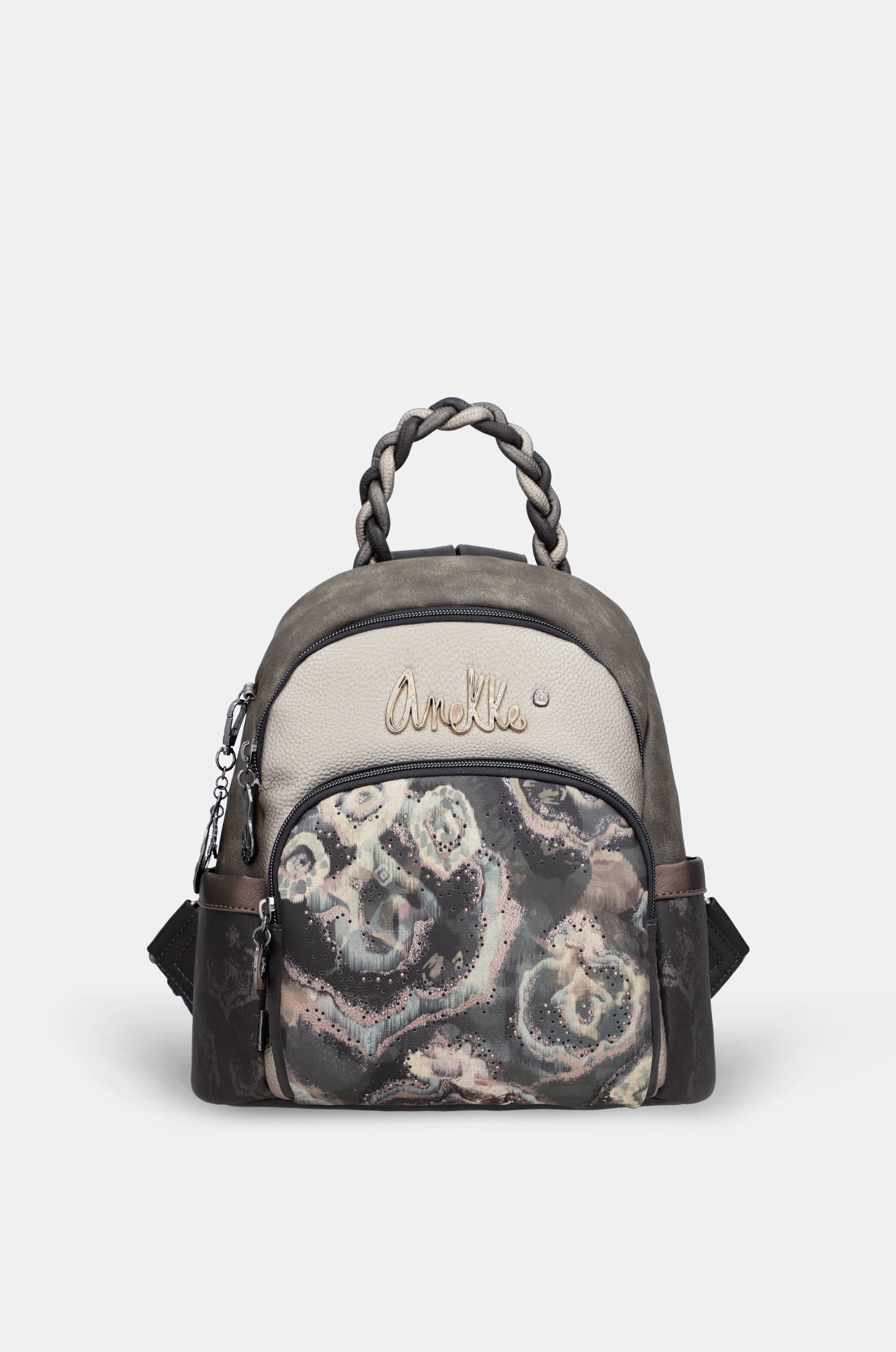 Manifesto anti-theft backpack