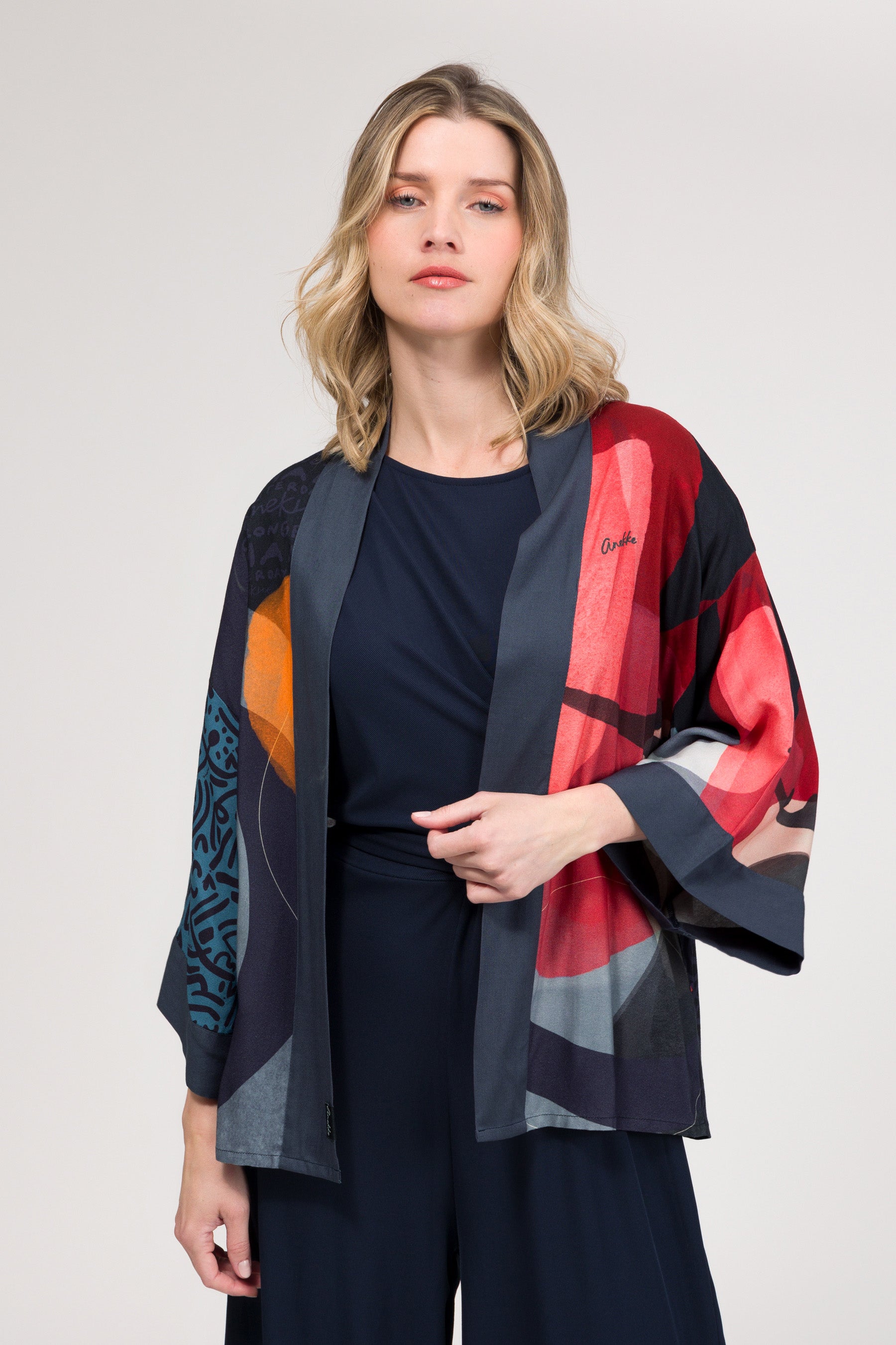 Open kimono Eikon