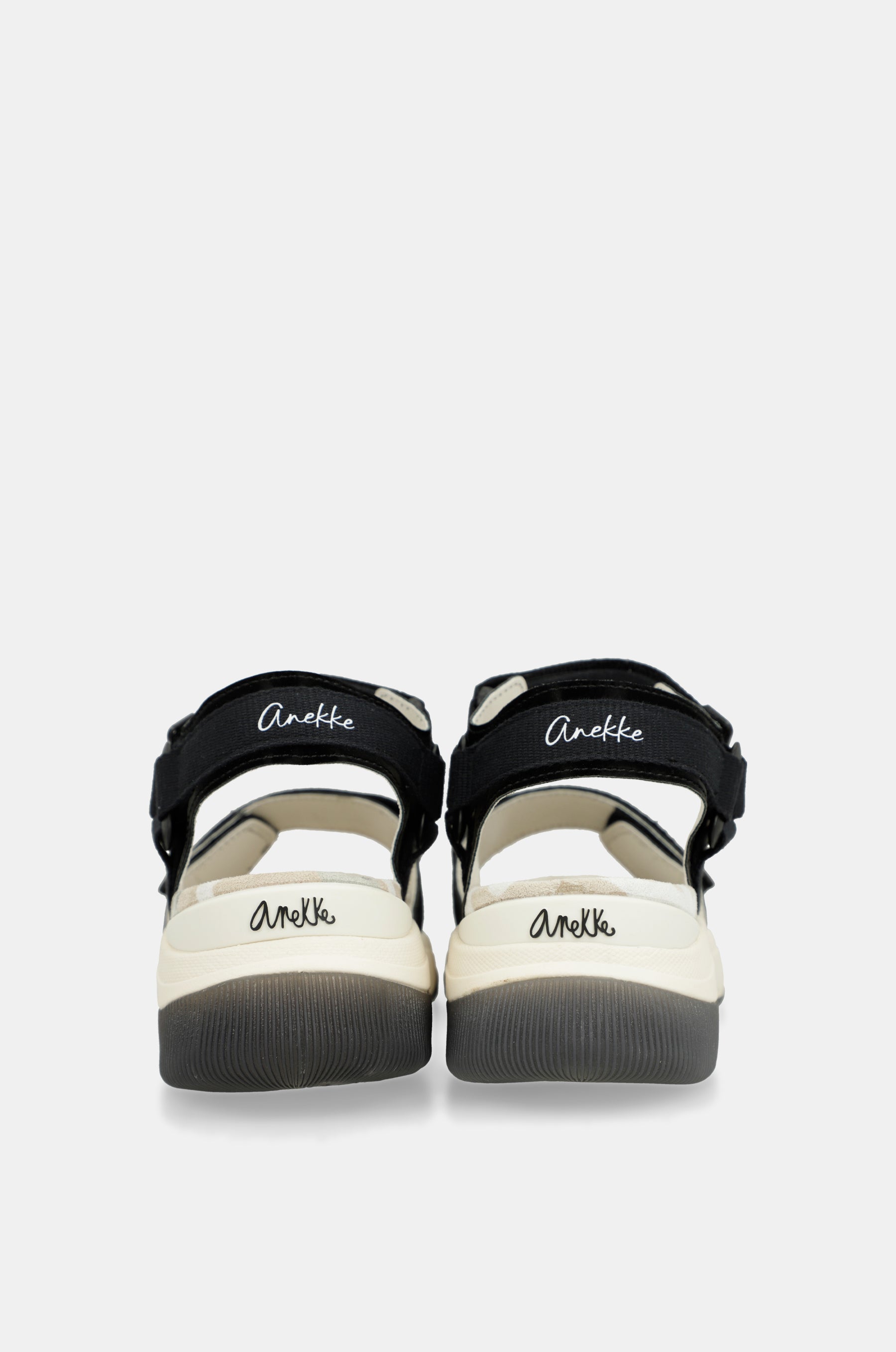 Black sporty sandals