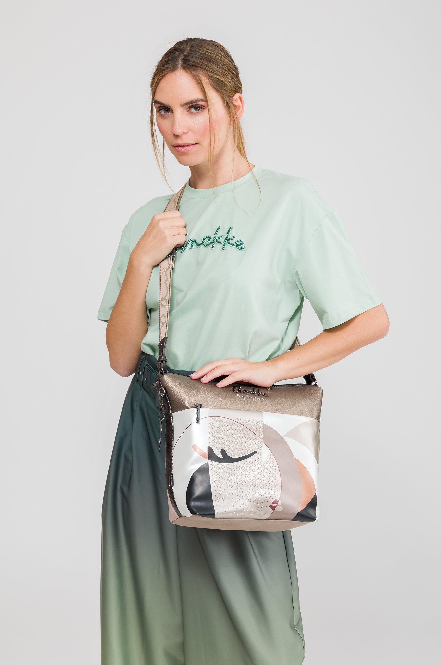 Medium crossbody bag Eikon