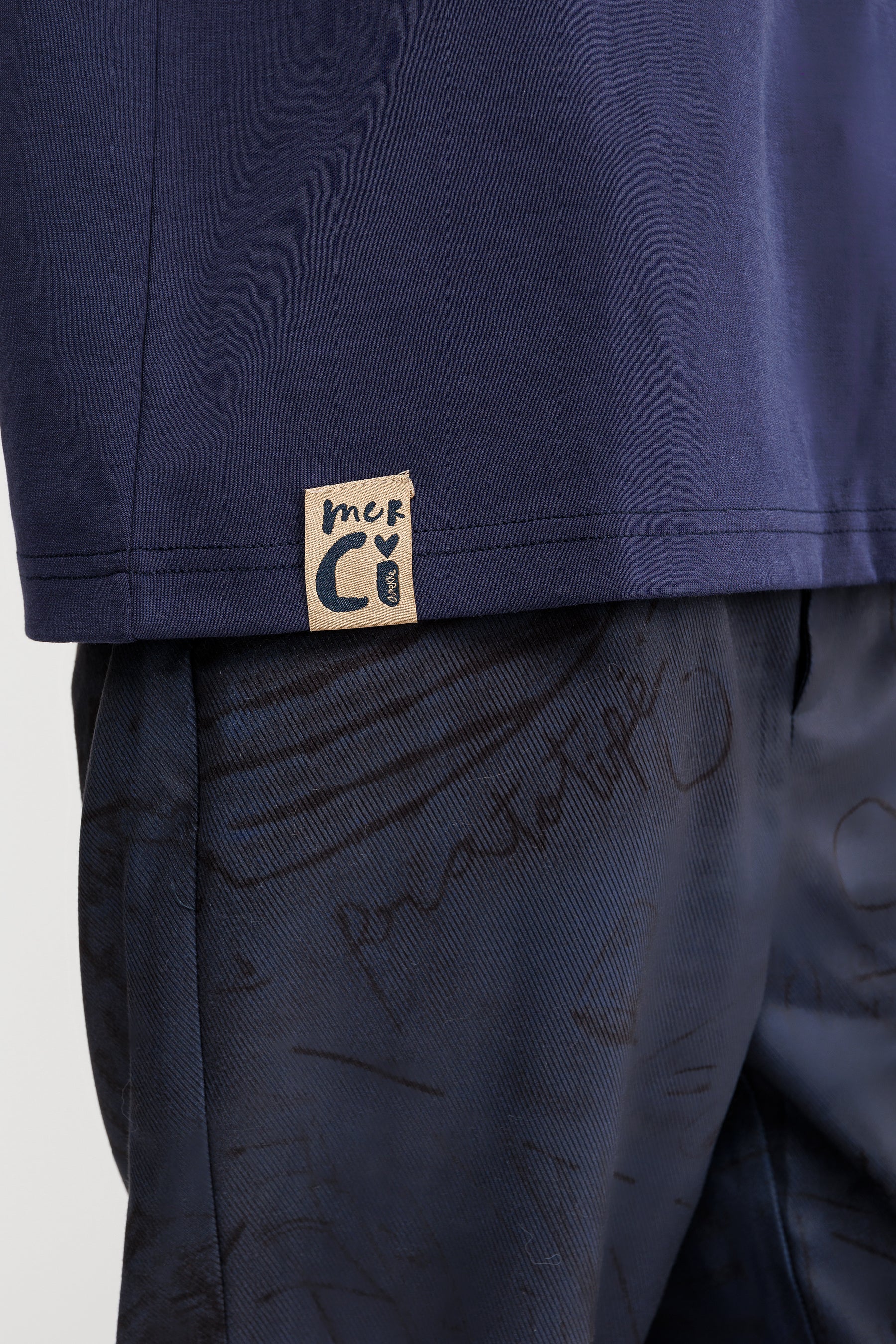 Black short sleeve T-shirt with logo