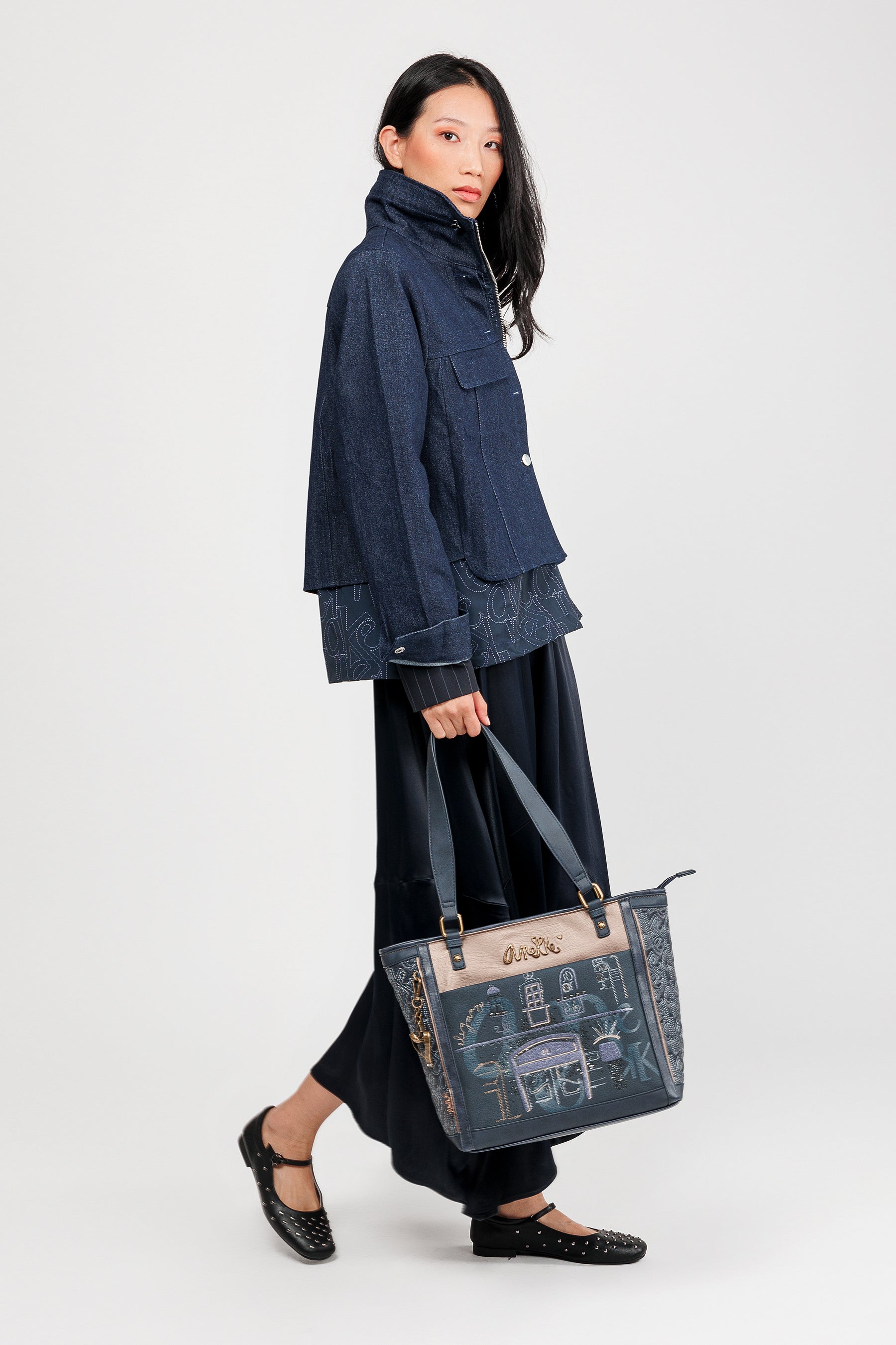 Boutique large shoulder bag