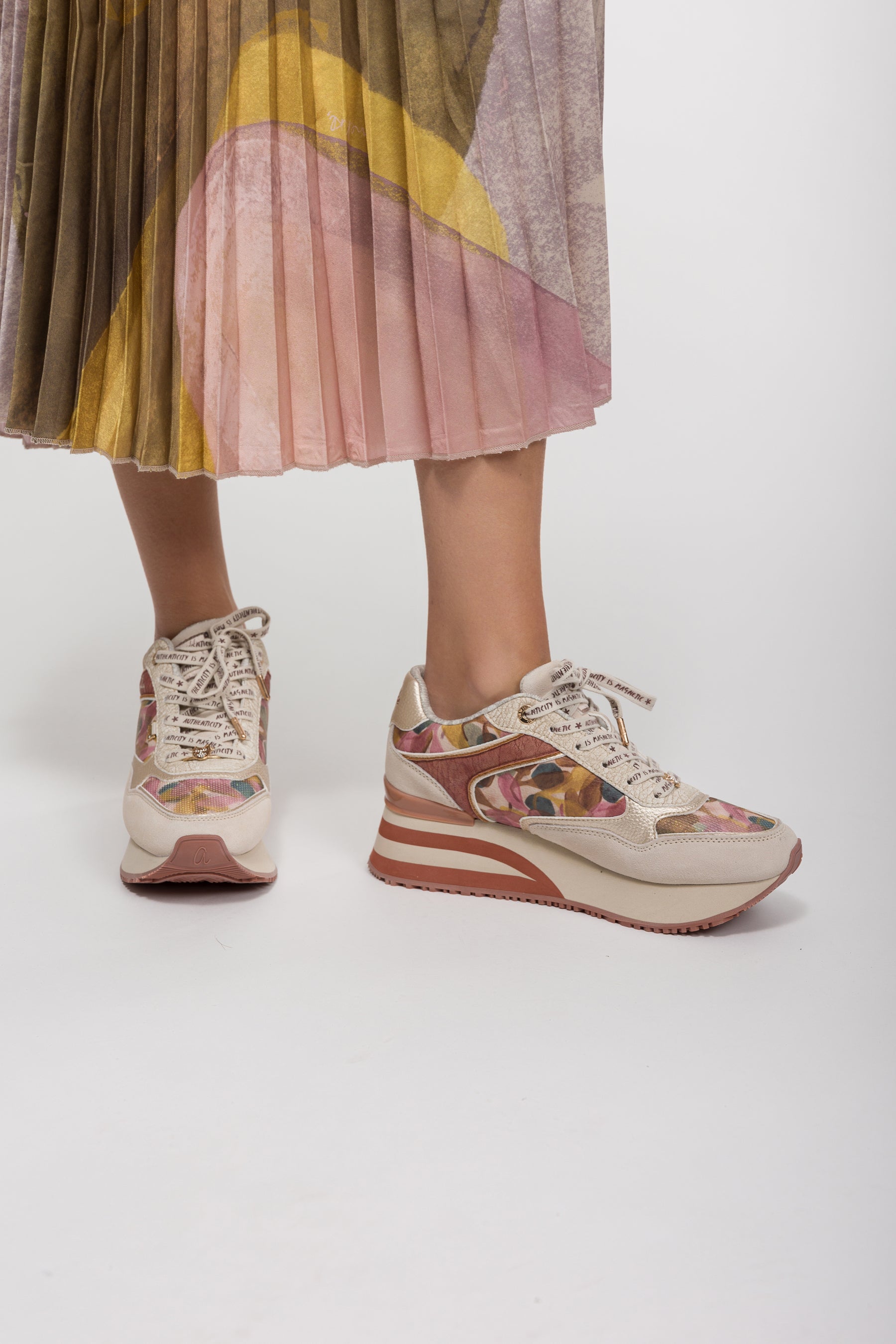 Pink and beige Bloom sneakers