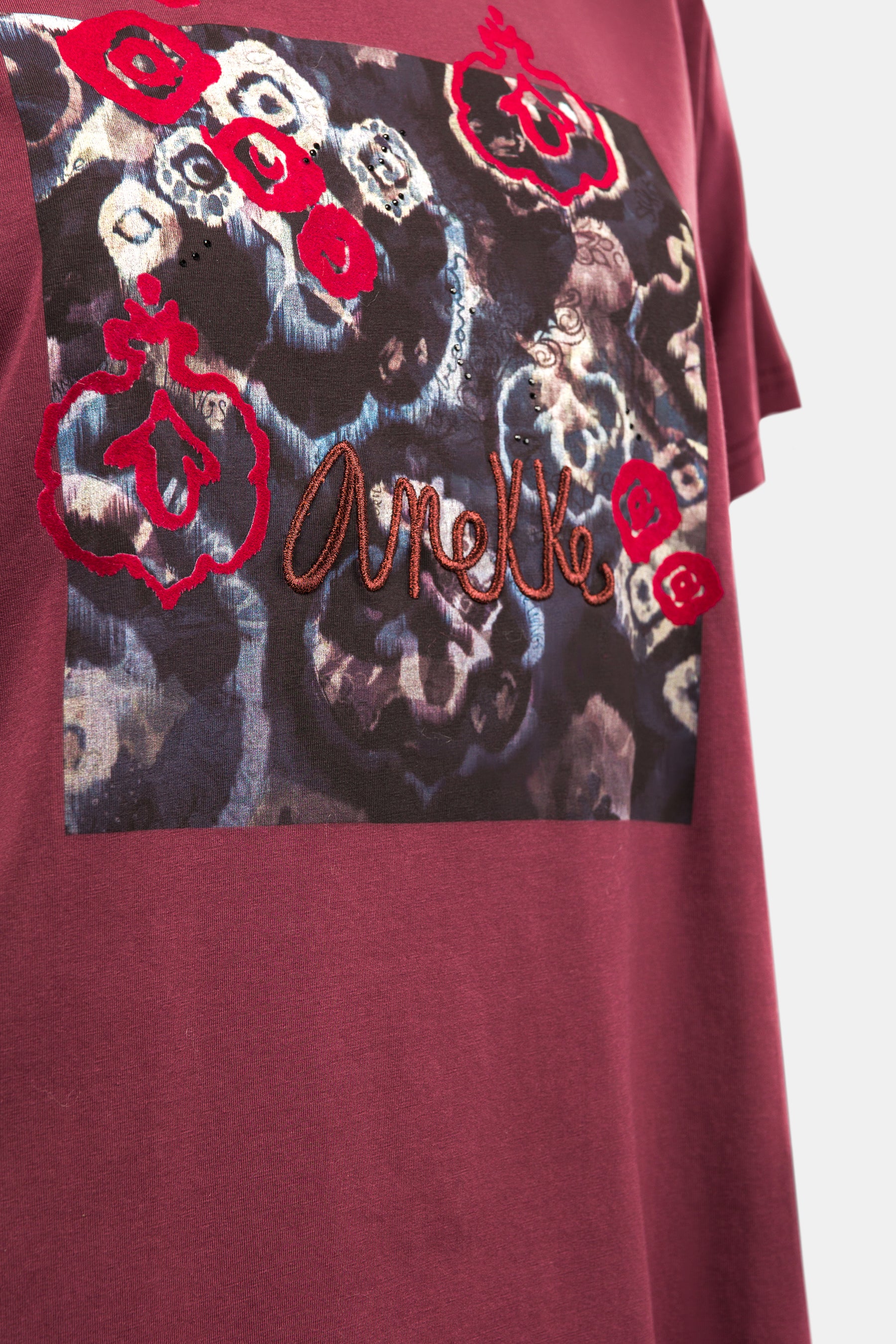 Manifesto burgundy short sleeve T-shirt