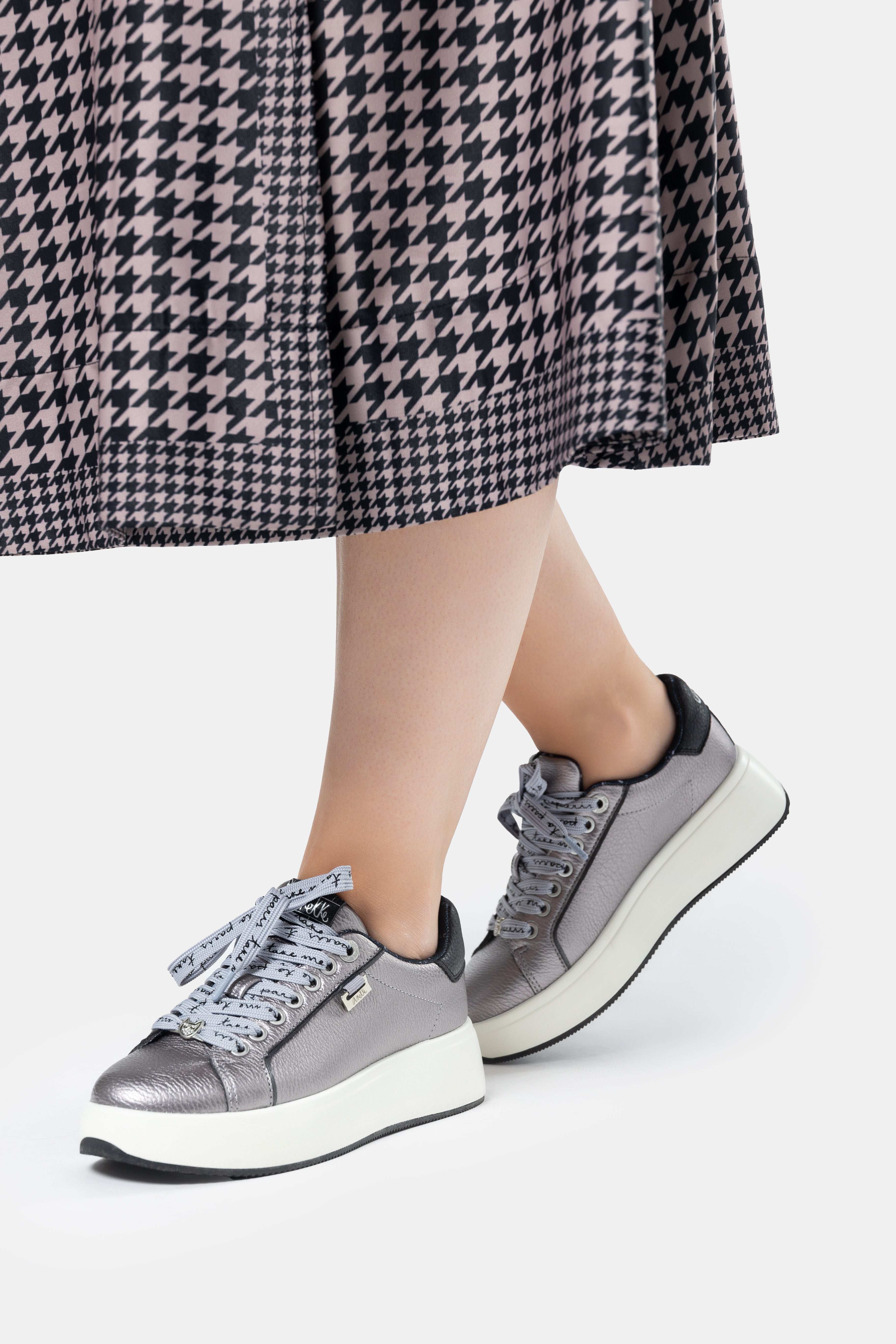 Nature Koko silver sneakers