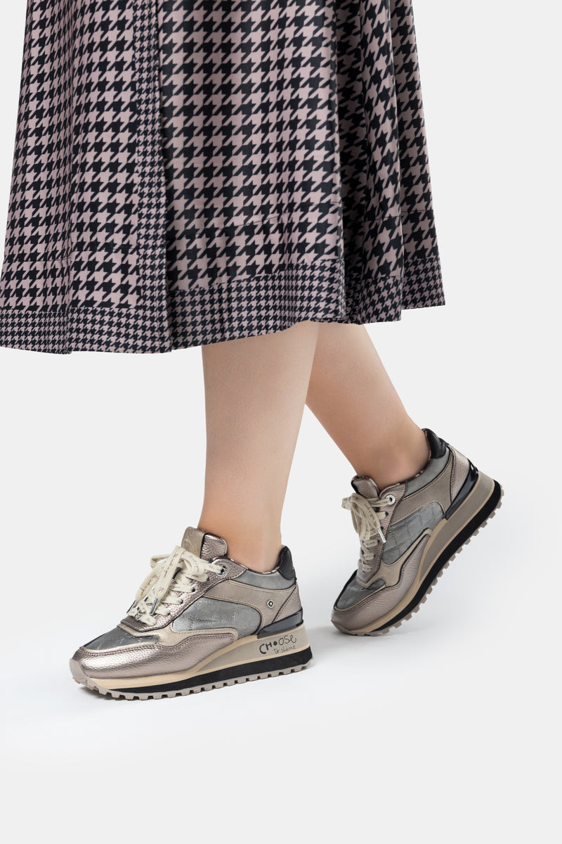 Metallic platform sneakers