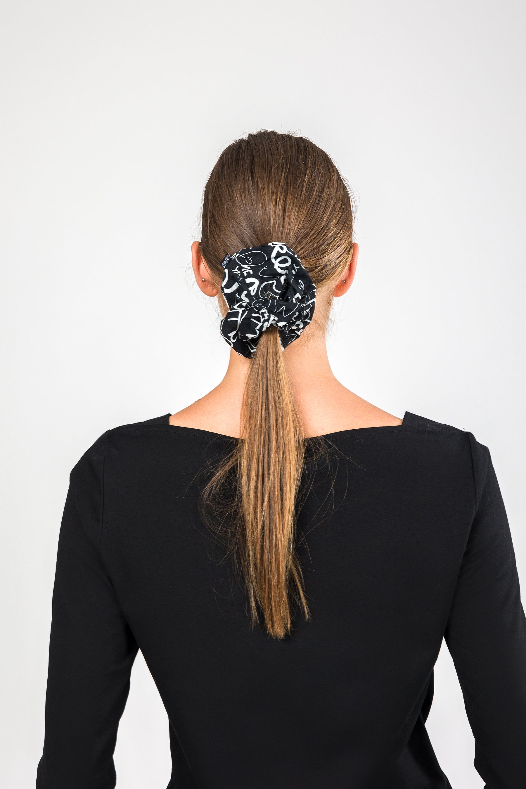 Logomania scrunchie