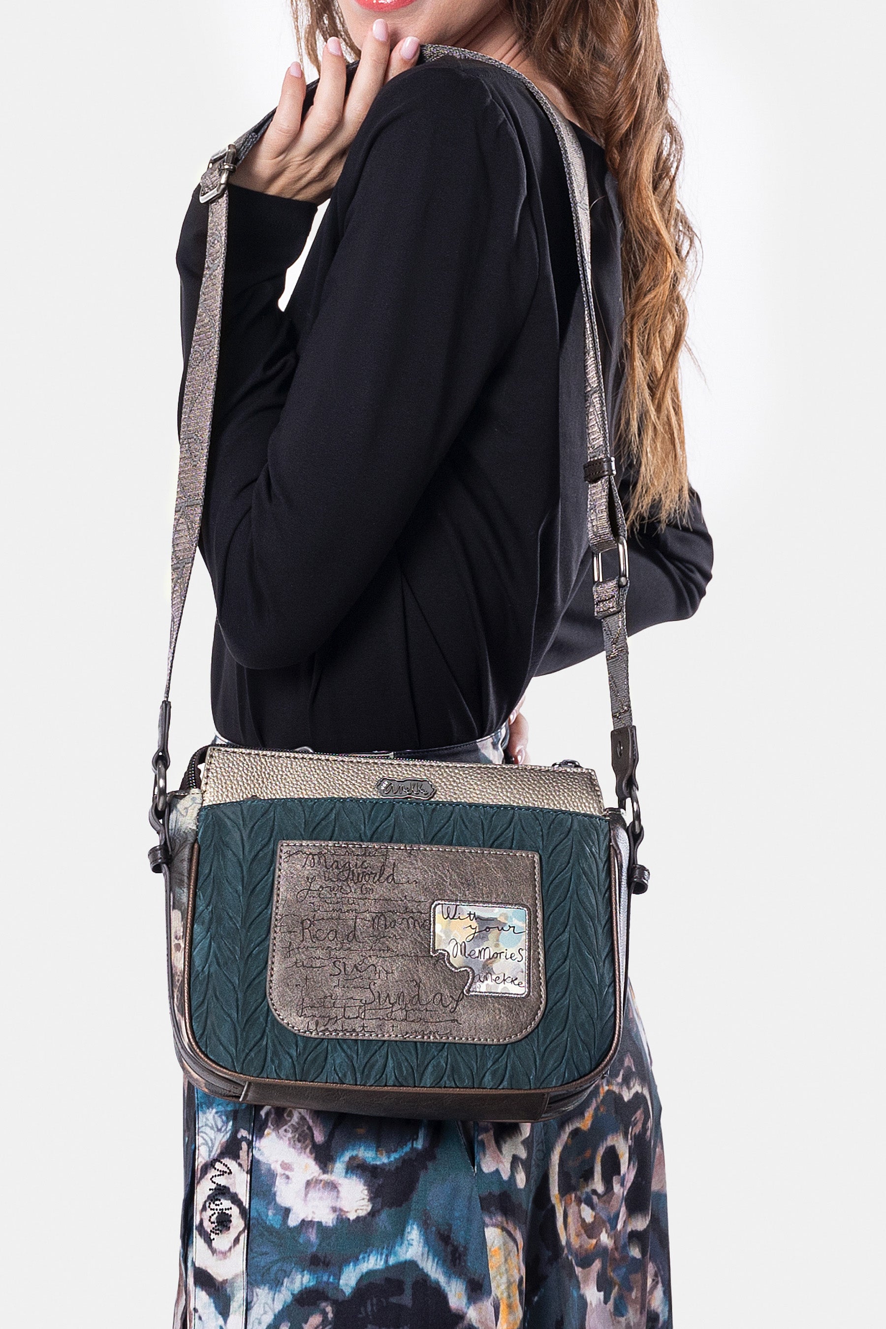Real 3-compartment medium crossbody bag