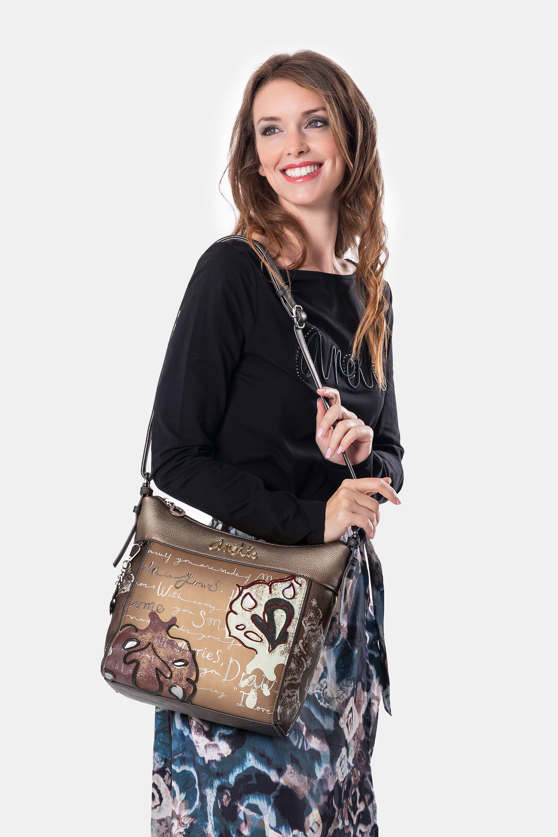 Manifesto large crossbody bag
