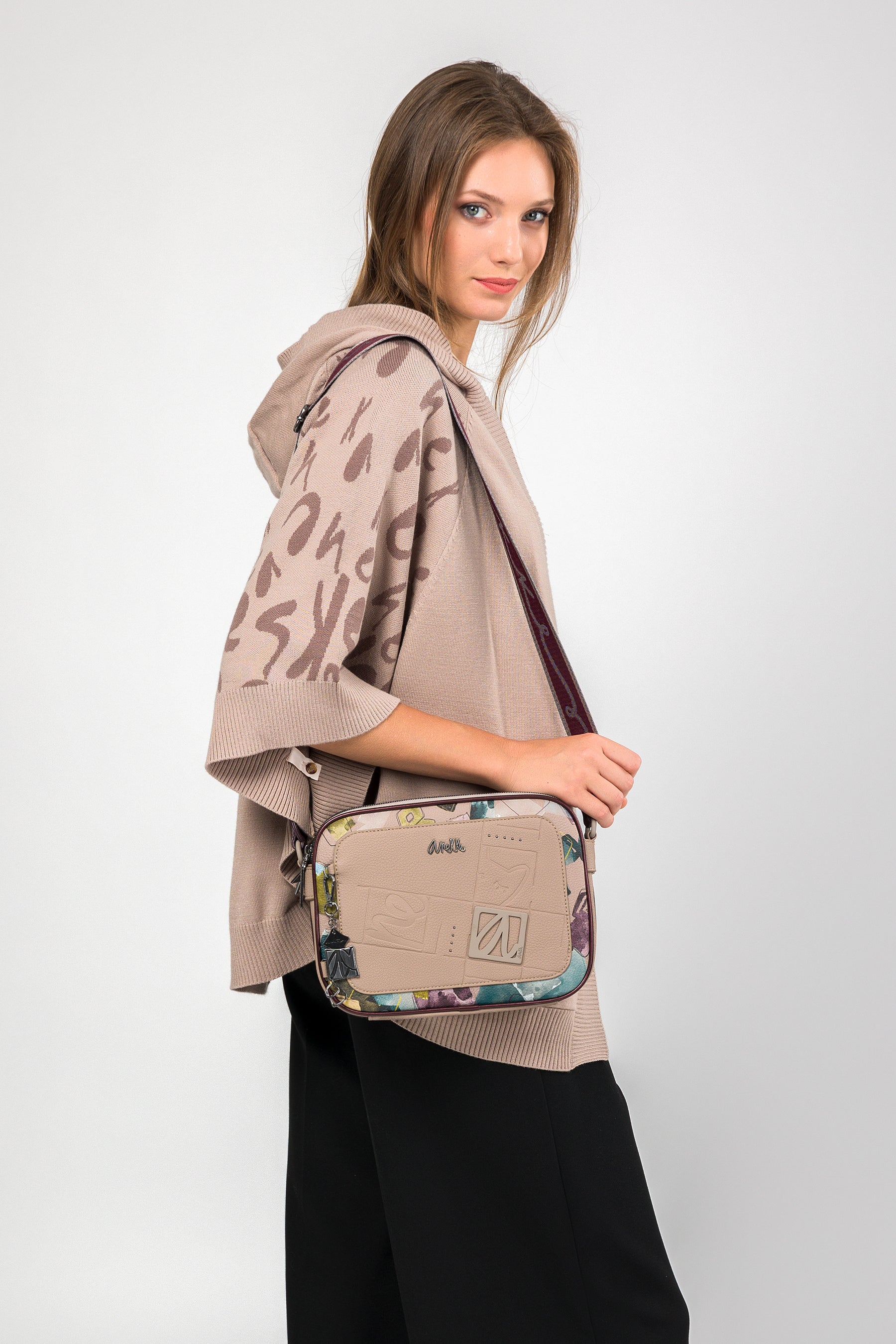 Evolution 3-compartment crossbody bag