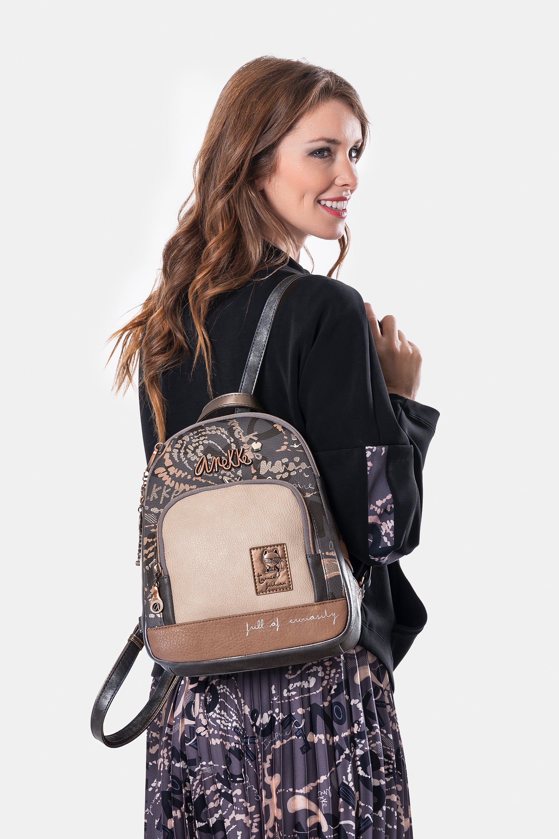 Intentions 3-compartment backpack