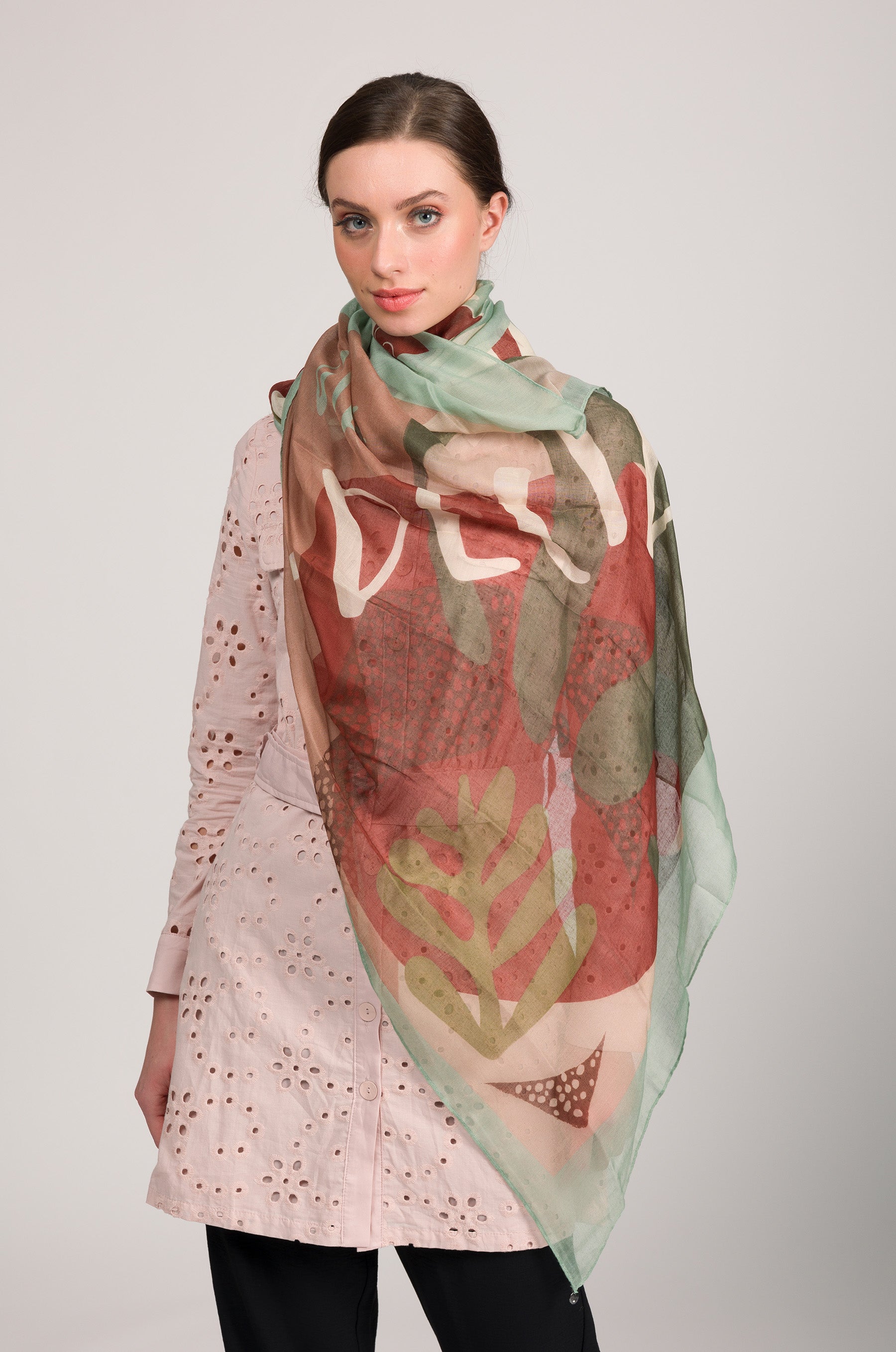 Green scarf Muse