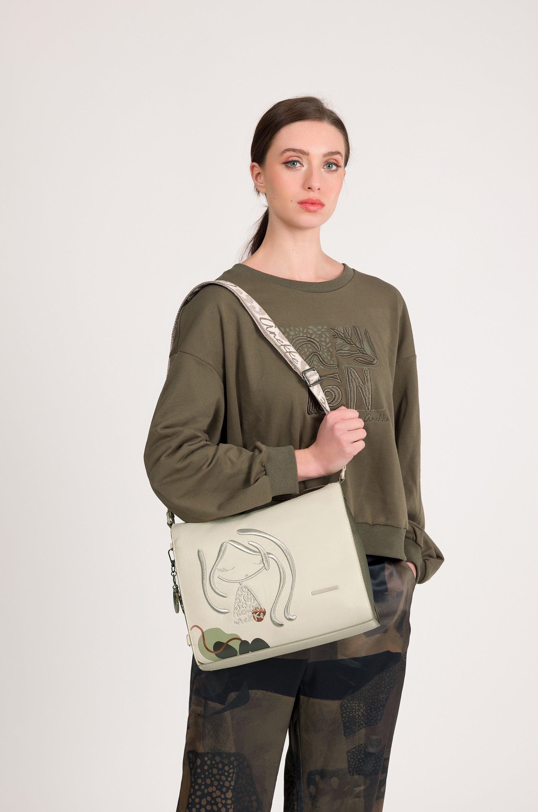 Large crossbody bag Gaia