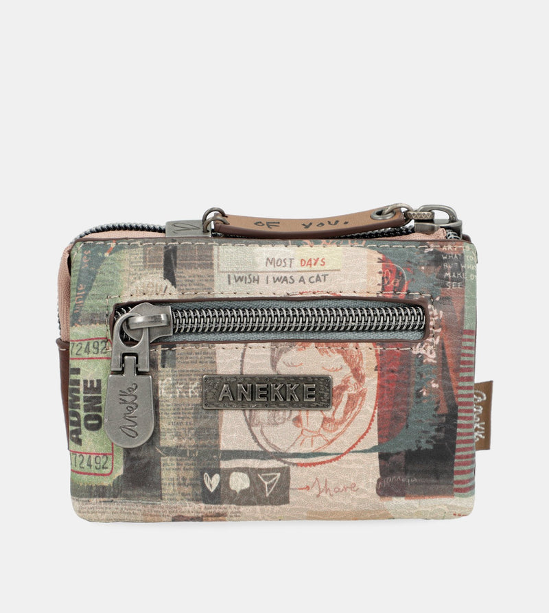 Authenticity triple compartment purse