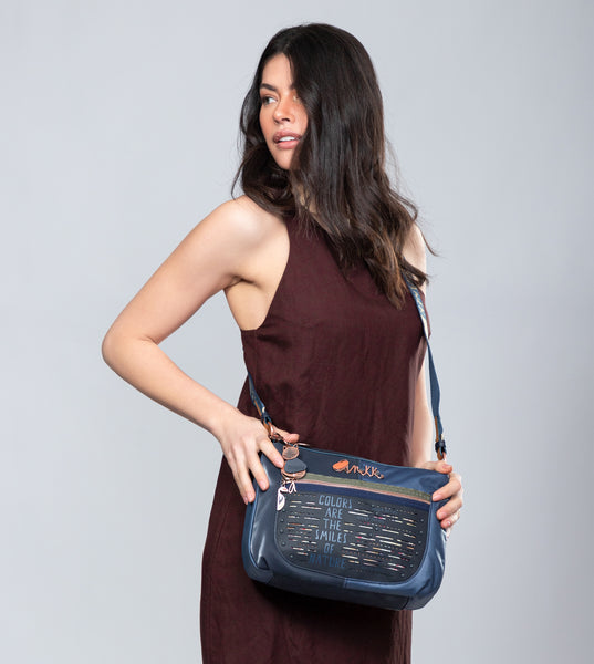 Nature Pachamama flexible navy blue crossbody bag