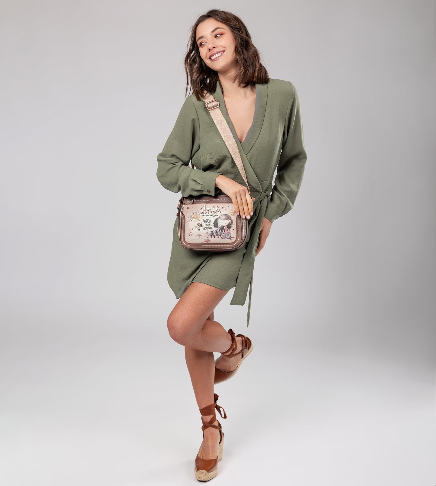 Hollywood 3-compartment crossbody bag