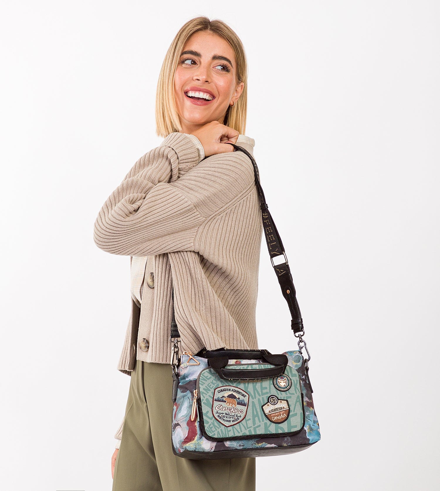 Nature Woods tote bag with pocket